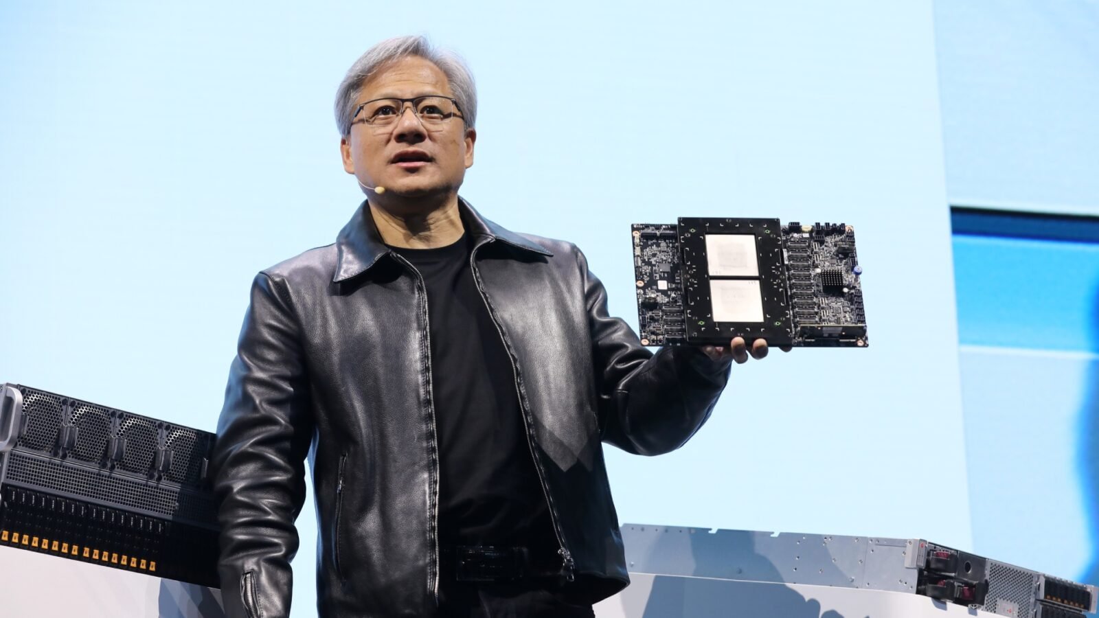 Découvrez la méthode simple et efficace de Jensen Huang pour valider les informations d&rsquo;une IA