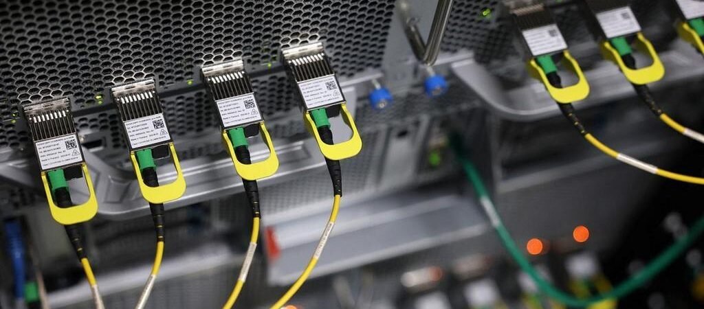 La première cyberattaque dirigée par une IA : quand Claude fait de l’espionnage… presque sans humains !