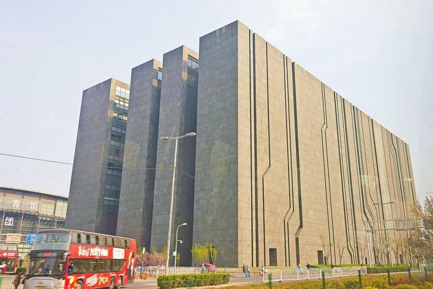 La Chine construit un « cerveau monde » de 2 000 km : l’exploit informatique qui va tout changer