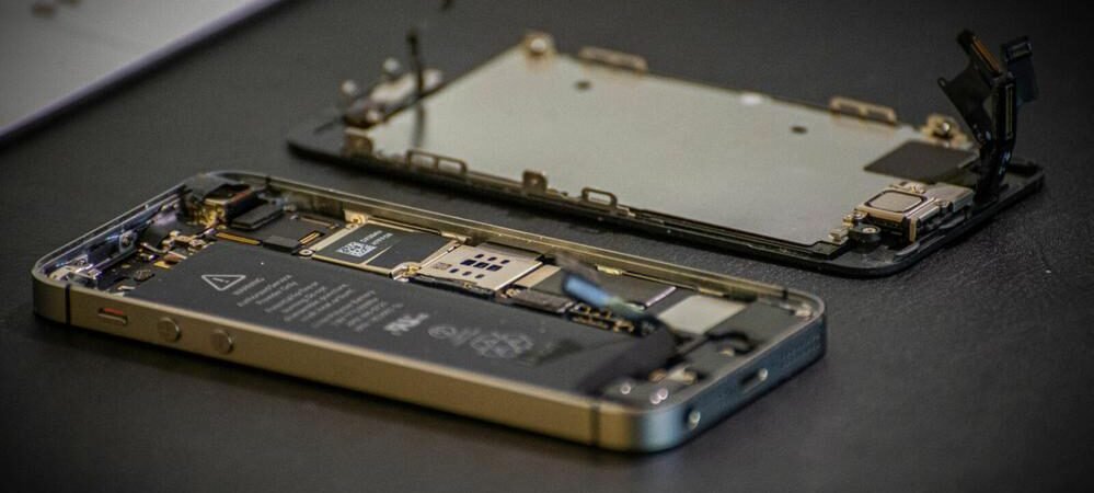 Adieu les modes d’emploi incompréhensibles : l&rsquo;IA d&rsquo;iFixit va sauver vos appareils (et vos nerfs) gratuitement !