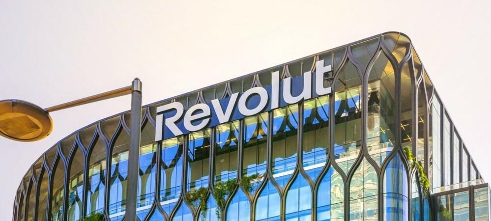 Revolut, Boursobank et ChatGPT : le trio qui a mis K.O. la banque traditionnelle (et pourquoi votre conseiller tremble déjà)