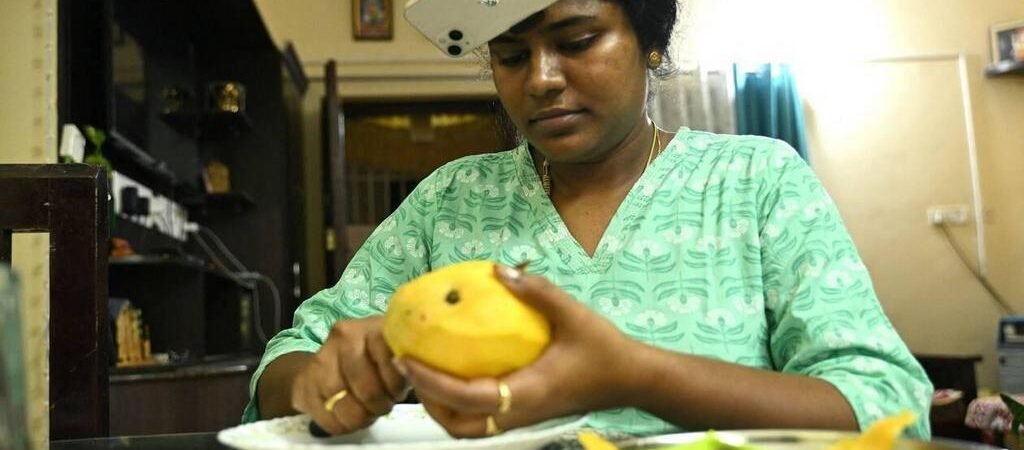 2,20 € de l’heure pour filmer sa vie et entraîner l’IA : les coulisses très humaines des futurs robots domestiques