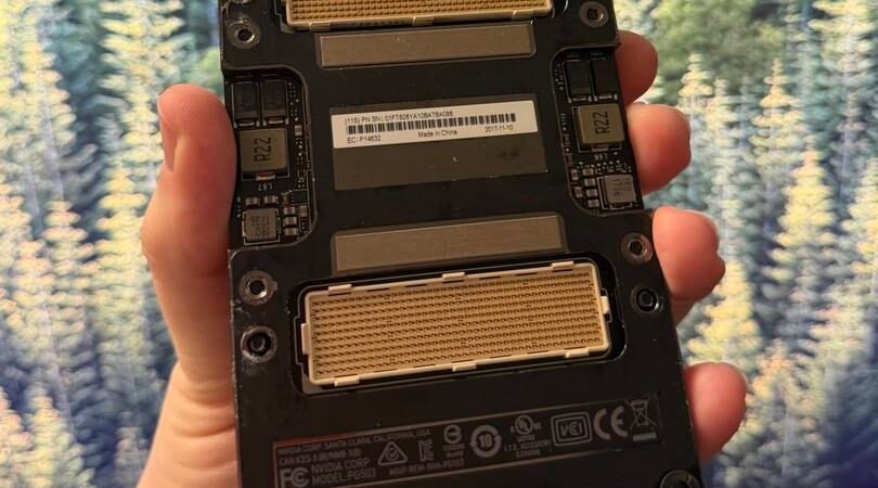 Il a boosté son PC gaming avec un GPU de datacenter pour faire tourner une IA à la maison (et ce n&rsquo;est même pas cher !)