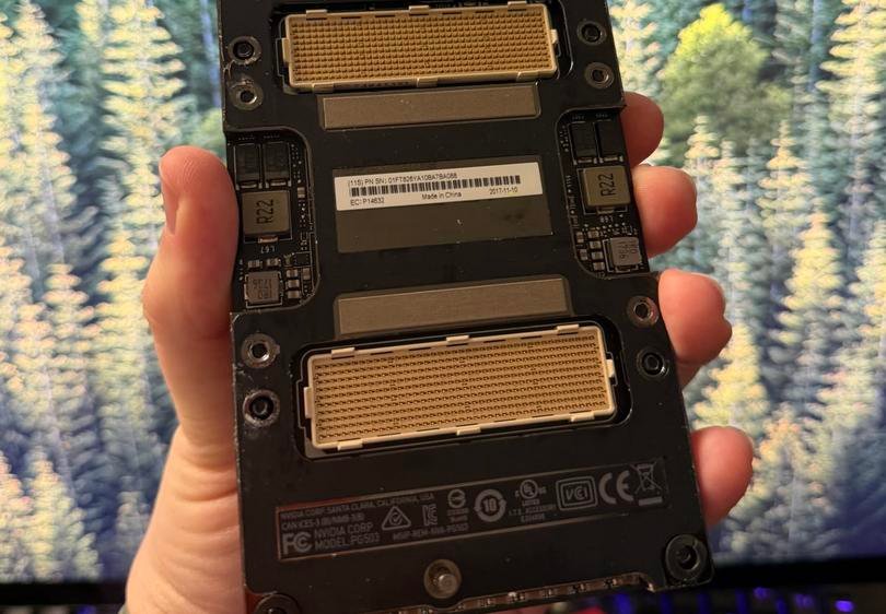 Il a boosté son PC gaming avec un GPU de datacenter pour faire tourner une IA à la maison (et ce n&rsquo;est même pas cher !)